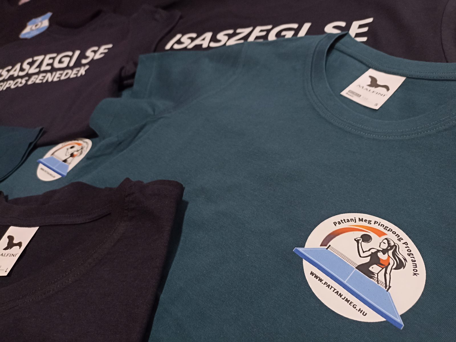 Isaszegi SE + Pattanj Meg Pingpong logós pólók vegyes csomag
