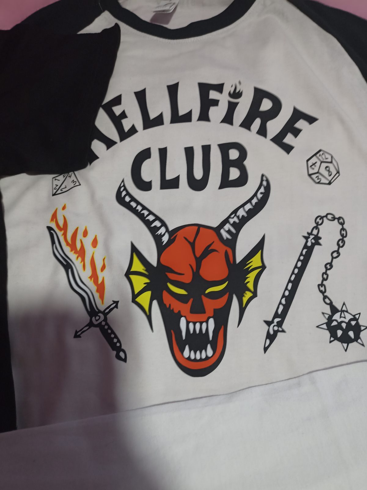Stranger Things Hellfire Club raglan póló